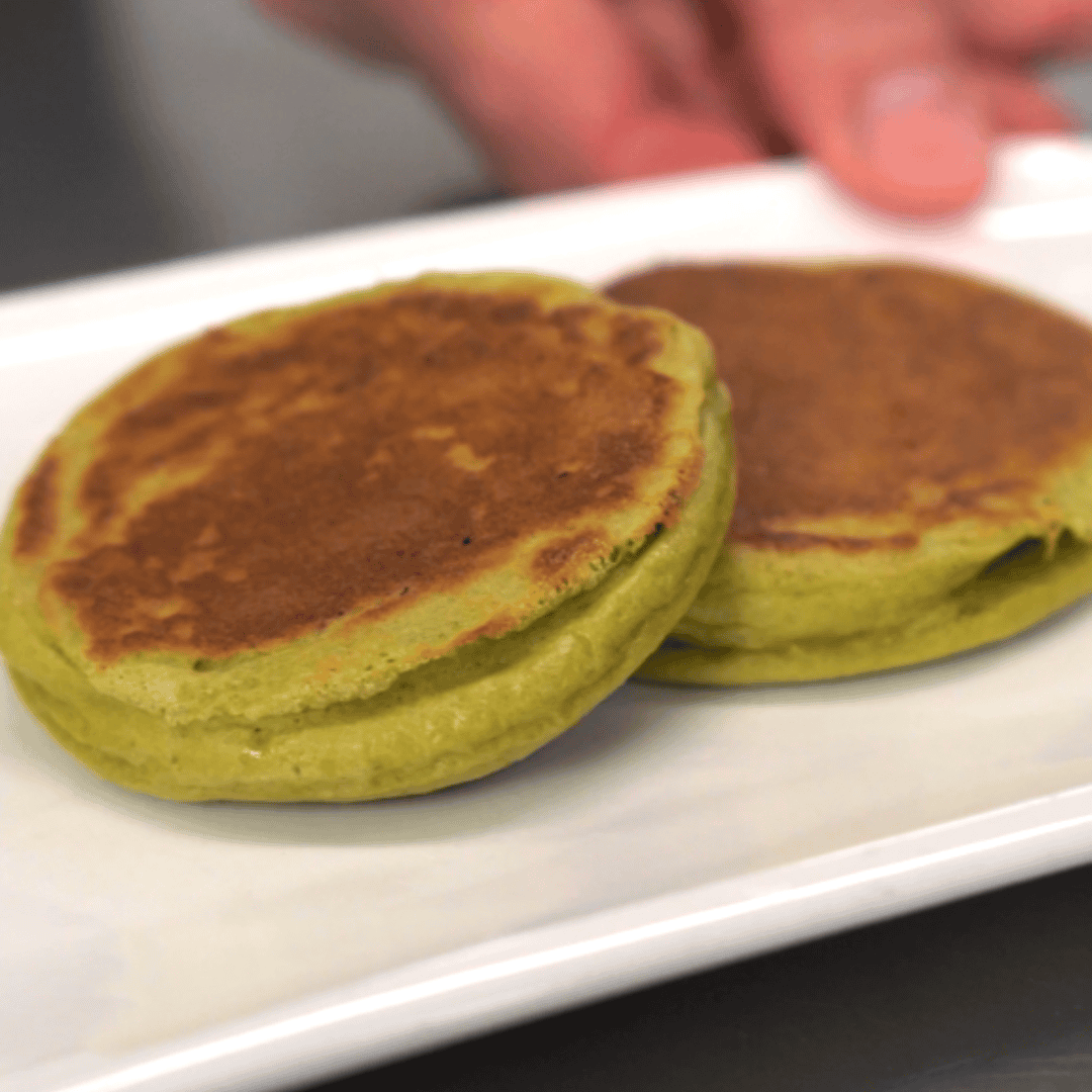 Matcha Tea Pancakes with Siphon
