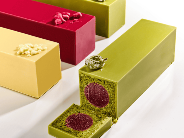 cake-matcha-inserto-cereza